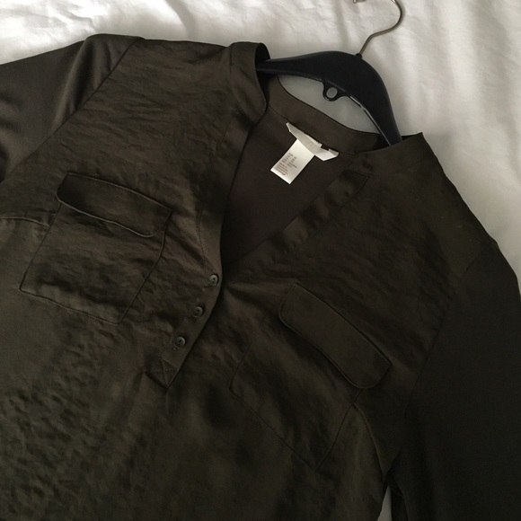 H & M olive green blouse (NEW) - Picture 4 of 6
